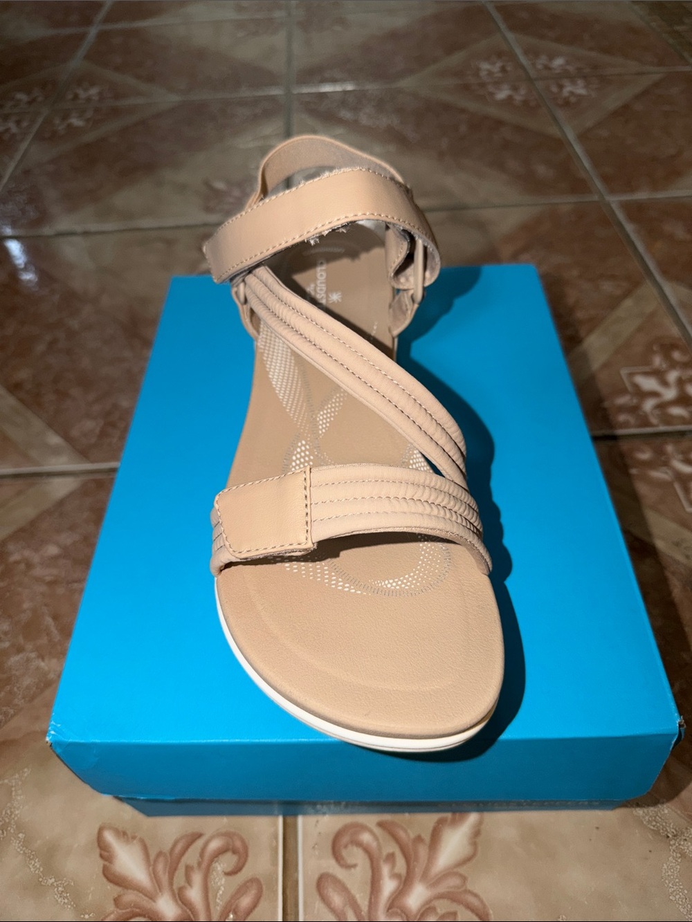 Women’s Neutral Strappy Comfort Sandal with Adjustable Straps